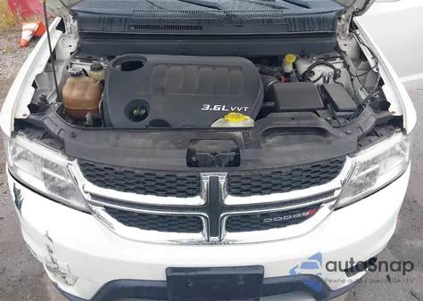 2013 Dodge Journey Sxt z USA, uszkodzony, nr VIN 3C4PDCBG8DT671200